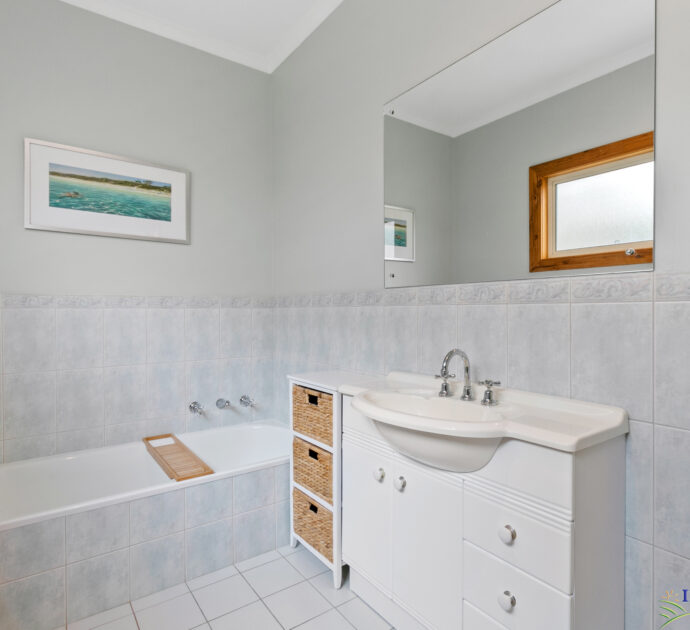 4022 Hog Bay Road, DUDLEY WEST, SA 5222