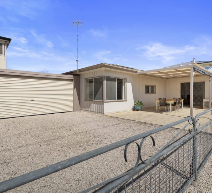 111 Barrage Road, GOOLWA, SA 5214